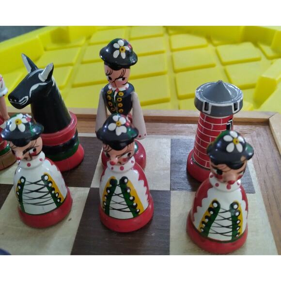 Antique Hand Painted Folk Art Wooden Chess Set Complete Eastern European - Picture 4 of 10